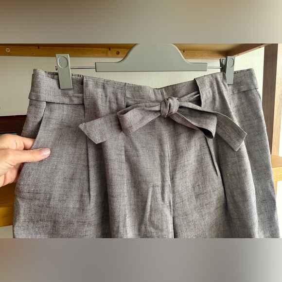 St. John High Waist Gray Linen Blend Shorts - size L - Picture 2 of 5